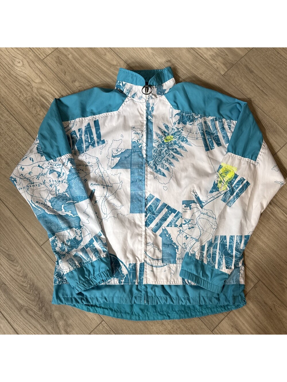 Men's Vintage 90's NIKE Atlas Map International Jacket Windbreaker Size S/M